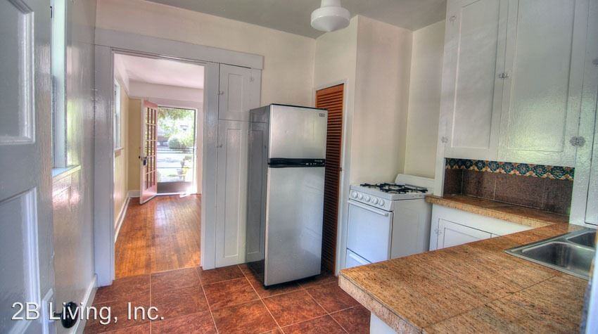 535 Hawthorne Ave - Photo 3 of 8