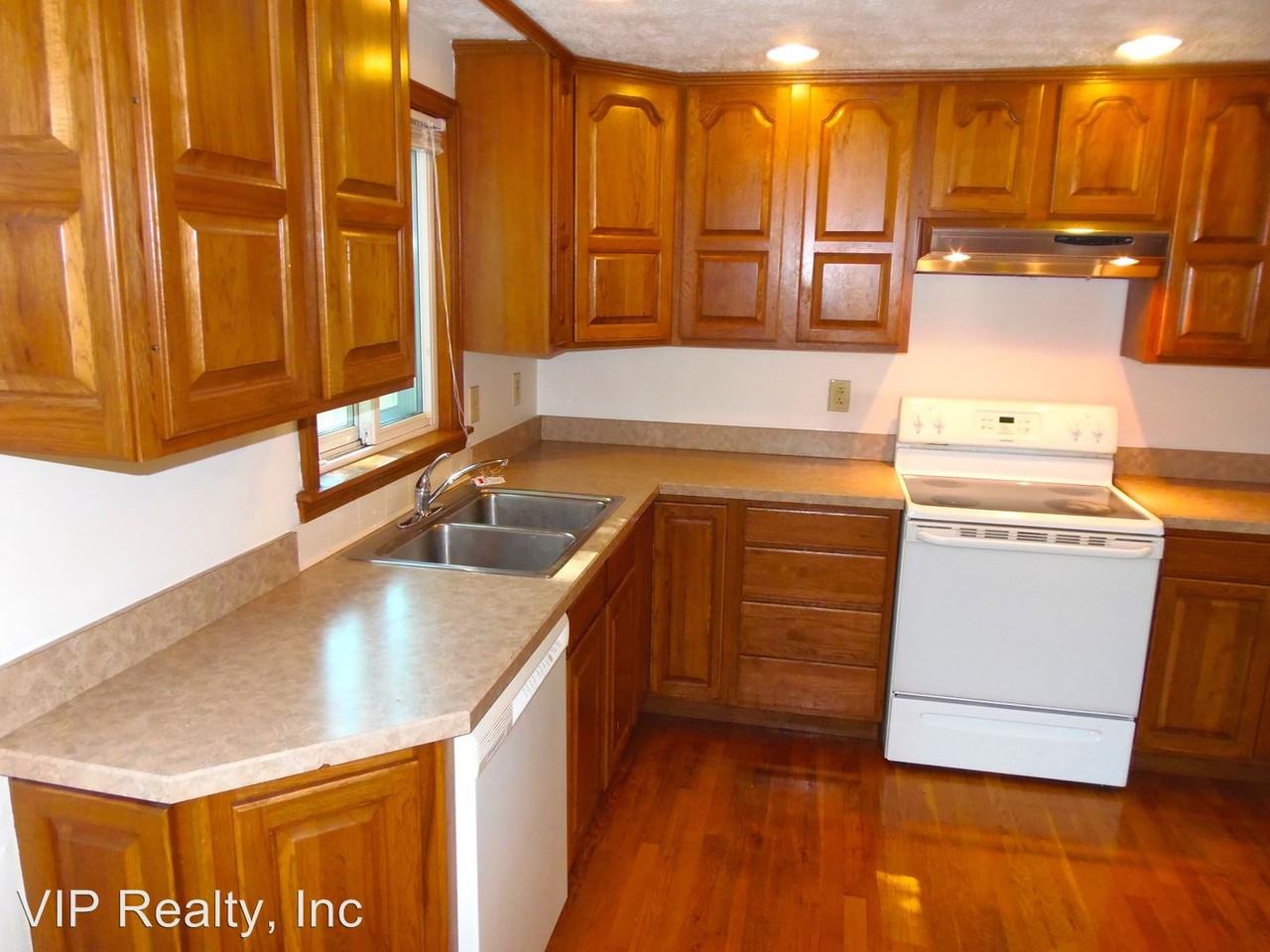 2665 Blue Rock Blvd - Photo 3 of 21