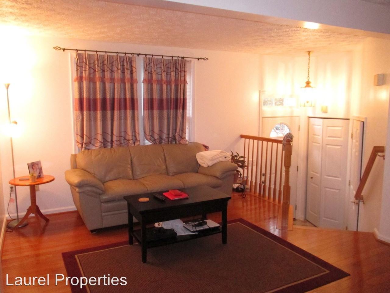 899 Chestnutview Ct - Photo 3 of 24