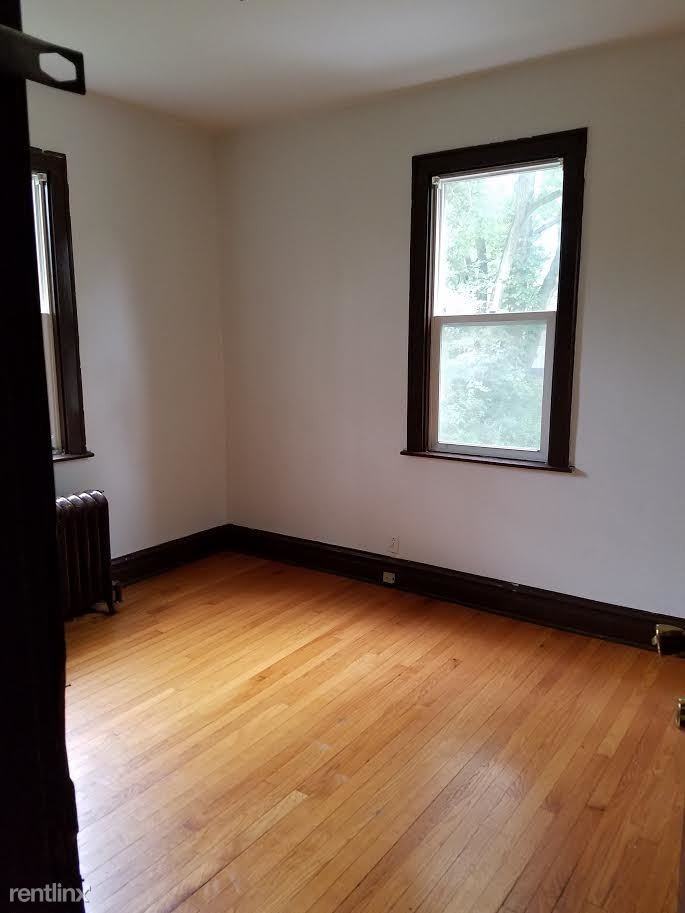 37 E 158th St - Photo 2 of 6