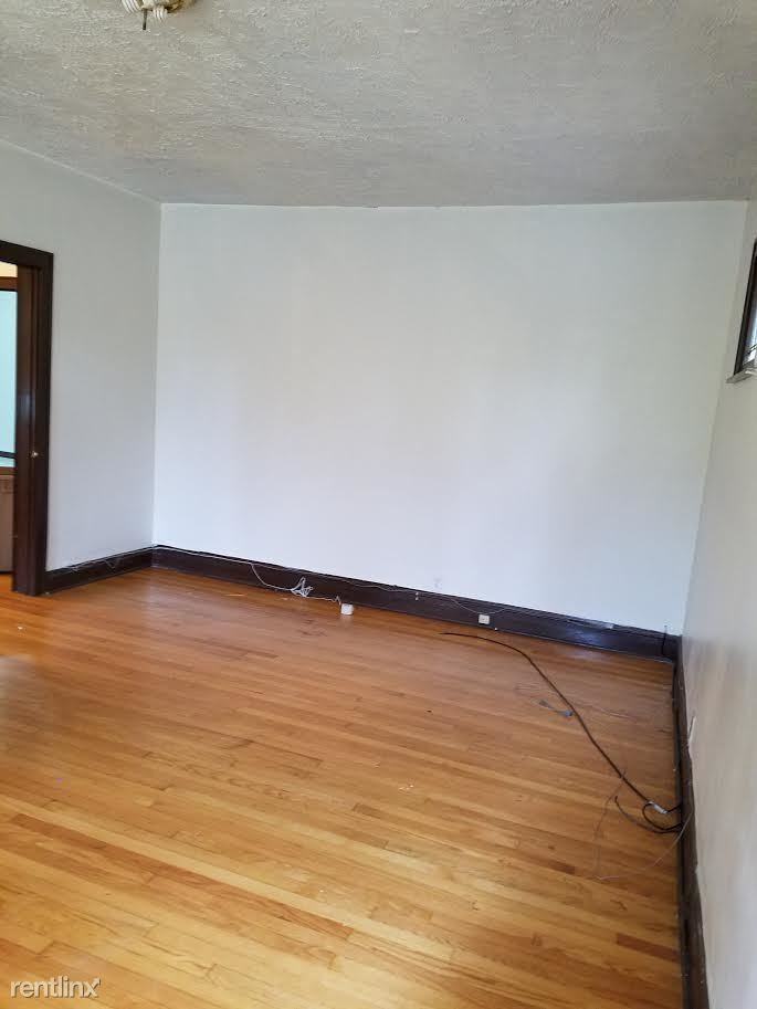 37 E 158th St - Photo 3 of 6