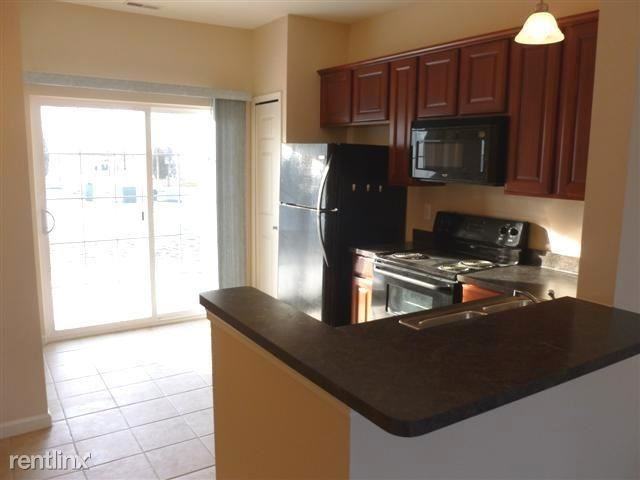 156 Wilmington Dr - Photo 3 of 13