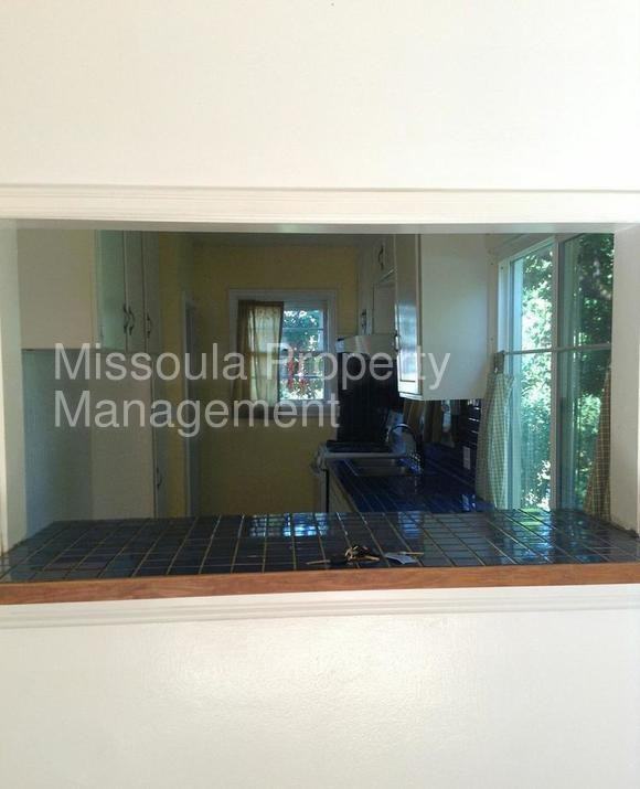 1201 S 4th St W - Photo 3 of 4