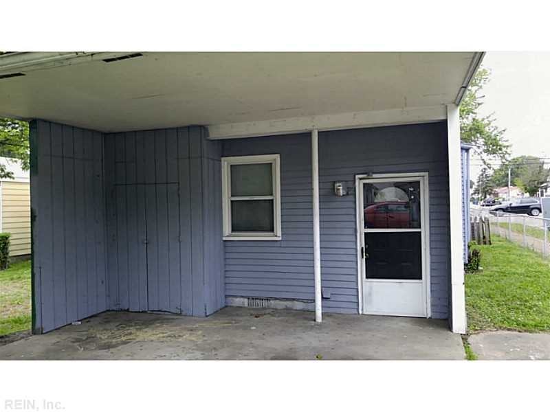 2014 Roanoke Ave - Photo 2 of 10