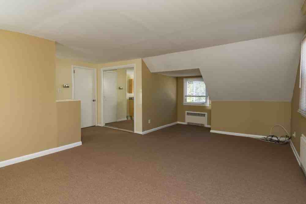 8 Springdale Ave - Photo 3 of 12