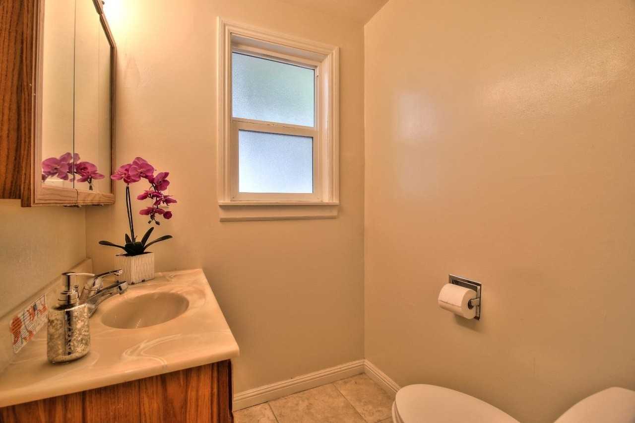 1053 Chico Ct, - Photo 2 of 9