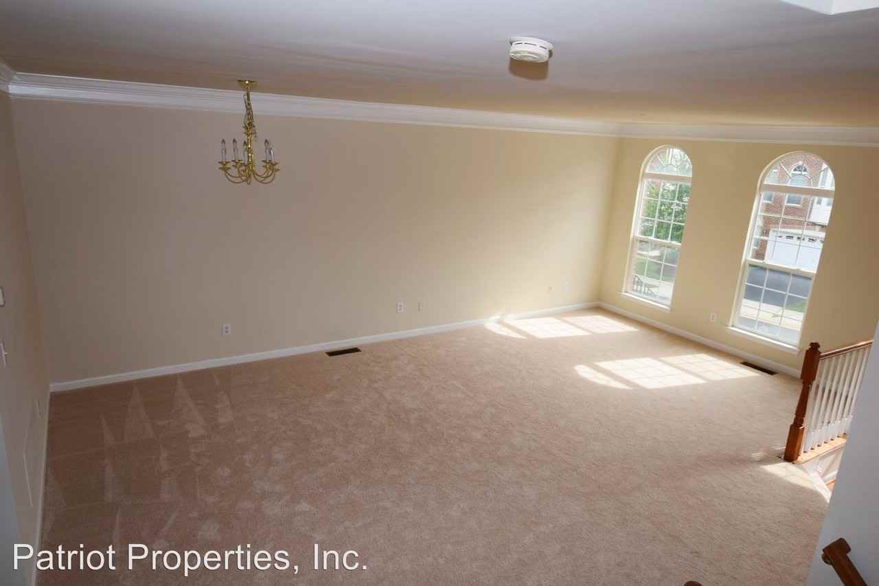 20139 Prairie Dunes Terrace - Photo 3 of 5