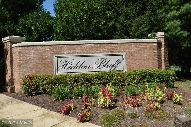 703 Hidden Bluff Cir - Photo 2 of 27