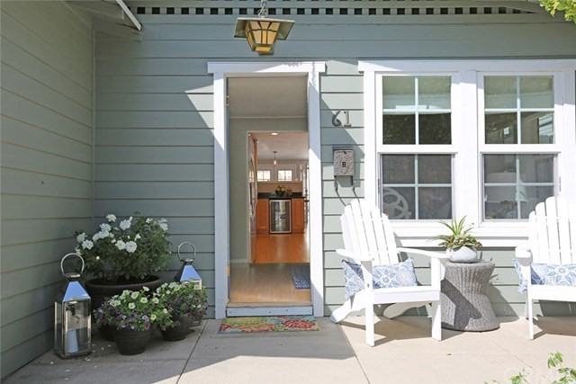 61 Windsor Ln - Photo 3 of 39