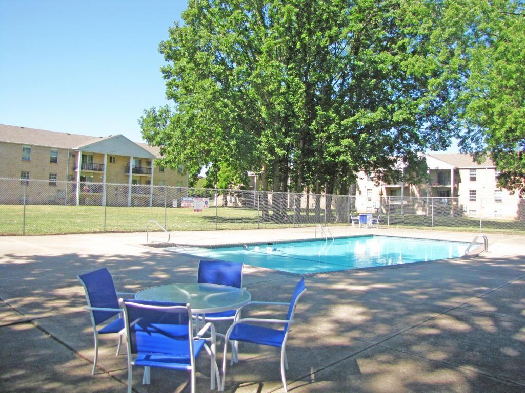 Courtyards on Glendale by K & R - Photo 2 of 20