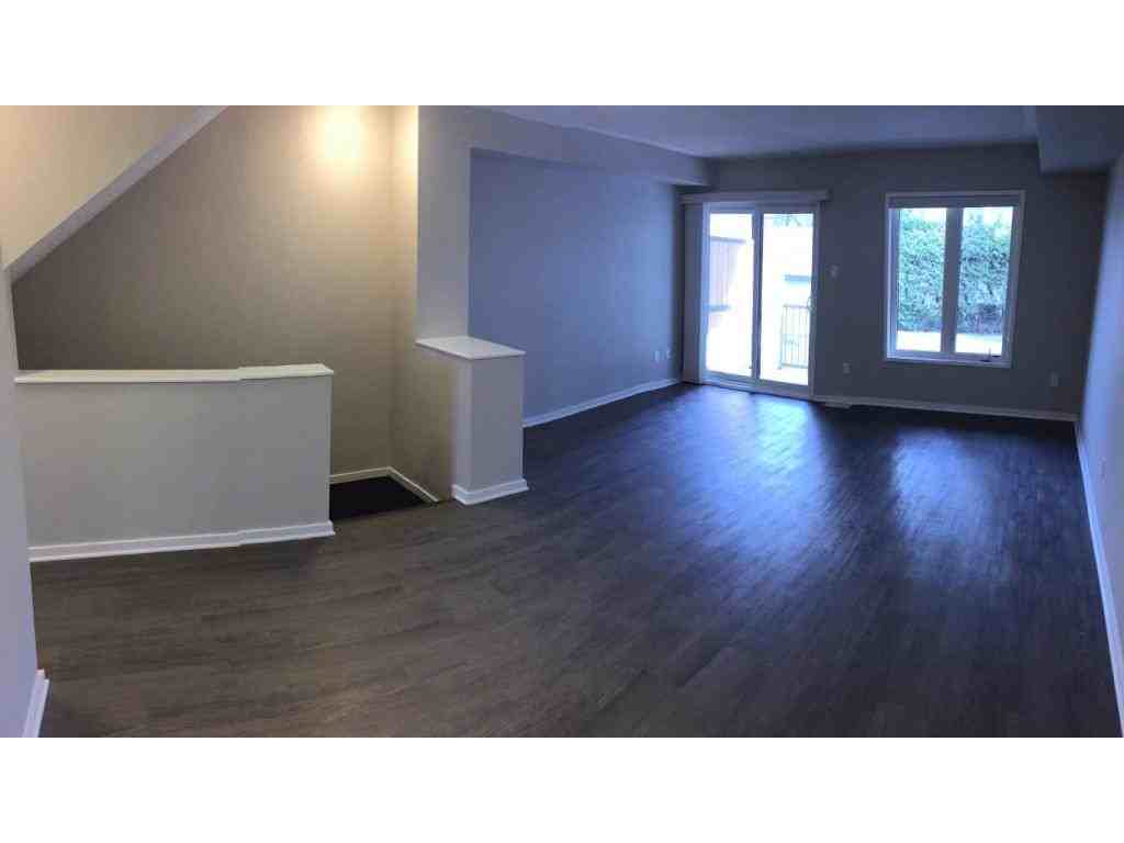 Navaho 4 Deerfield Apartments 4 Deerfield Dr, Ottawa, ON K2G 3R7 Zumper