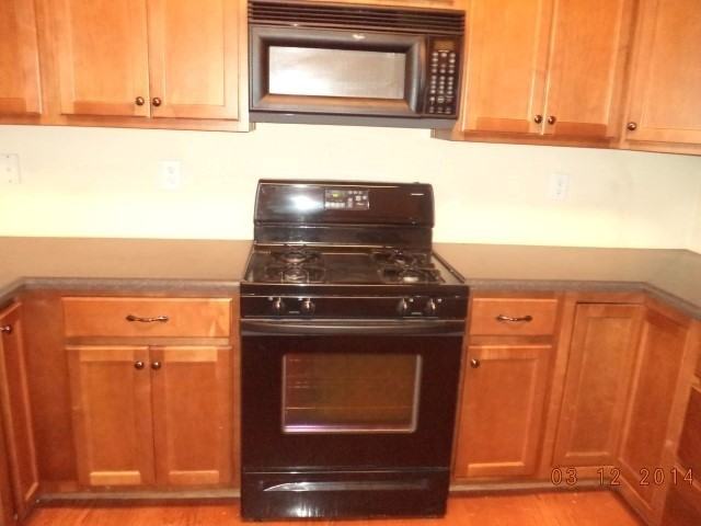 133 Market Ln - Photo 3 of 15