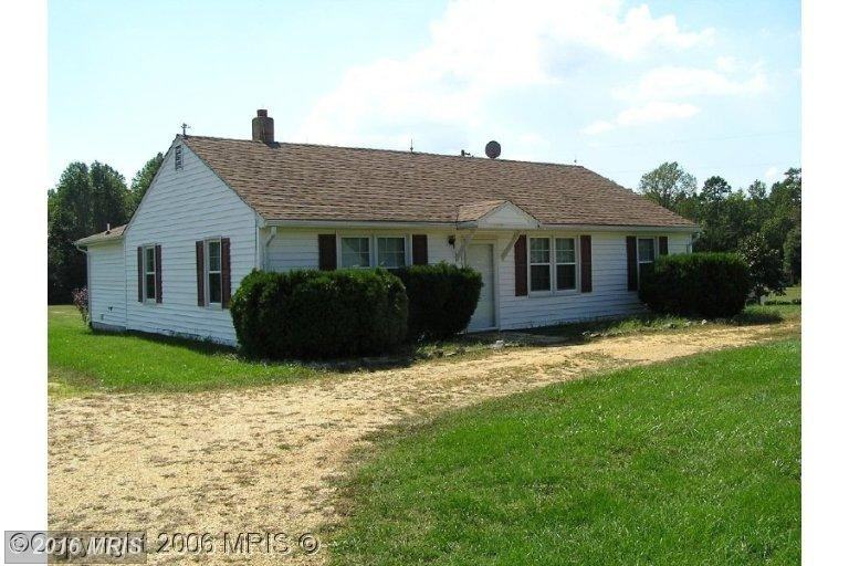 40545 Kavanagh Rd - Photo 2 of 15