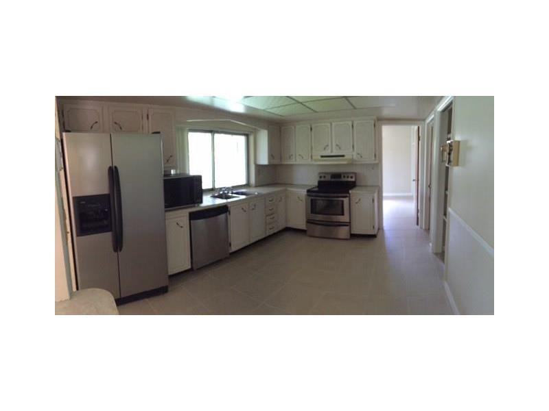 5261 Southwest 89th Avenue - Photo 2 of 6