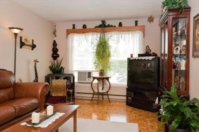 100 Taunton Rd E - Photo 2 of 12