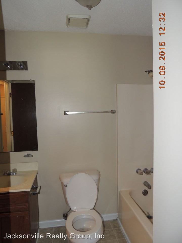 1924 Greenstone Ct - Photo 2 of 15