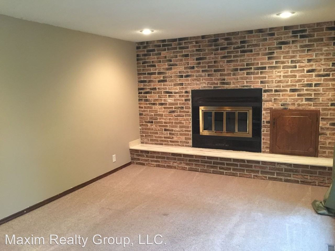 28564 Potter St - Photo 3 of 14