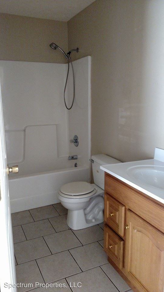 1408 Clintwood Ct - Photo 2 of 17