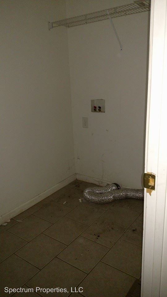 1408 Clintwood Ct - Photo 3 of 17