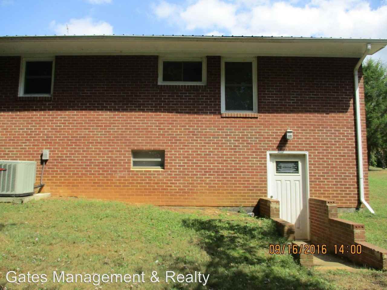 263 E C Jones Dr - Photo 2 of 12