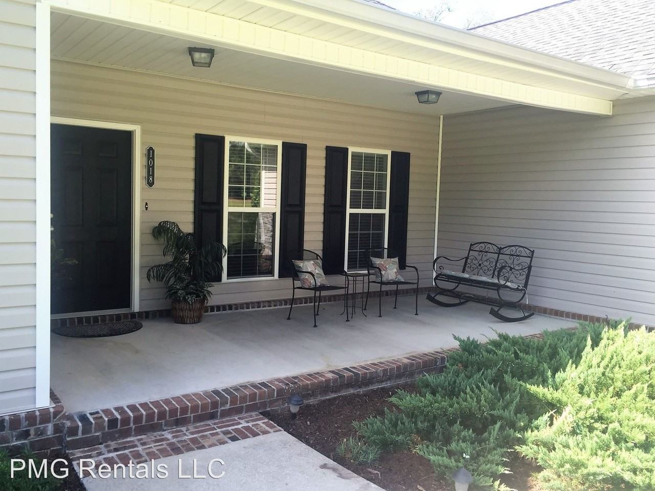 1018 Golf Club Rd - Photo 2 of 16