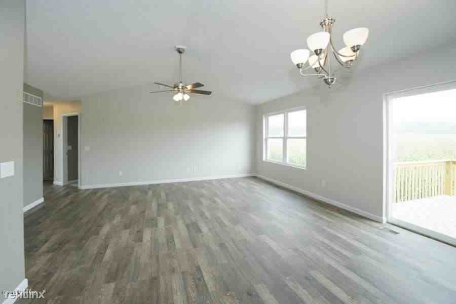 11711 Ambling Ave - Photo 2 of 22