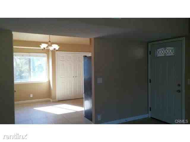 47 Terrace Cir - Photo 2 of 8