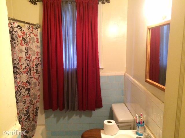 3008 Hanes Ave #1 - Photo 3 of 7