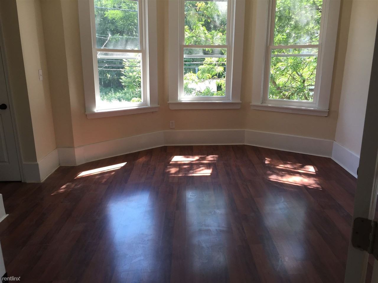 18 Hilltop Trl - Photo 3 of 4