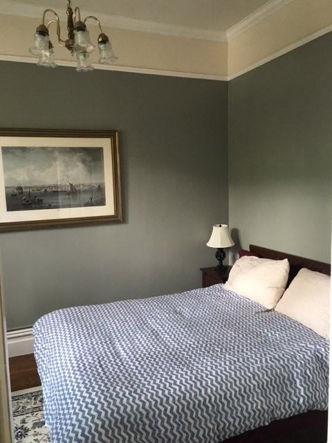 1613 Baker St - Photo 3 of 13