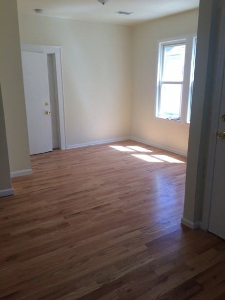 420 Jelliff Ave - Photo 3 of 4