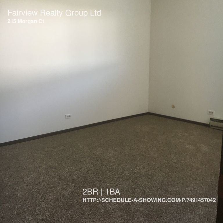 215 Morgan Ct - Photo 3 of 7