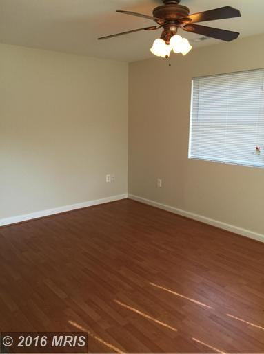 6063 Bay Breeze Rd - Photo 2 of 10