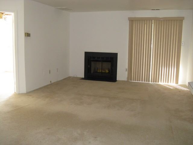 147 Harvest Ln - Photo 3 of 14