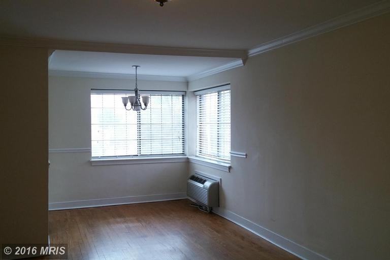 820 N Washington St #225 - Photo 2 of 16