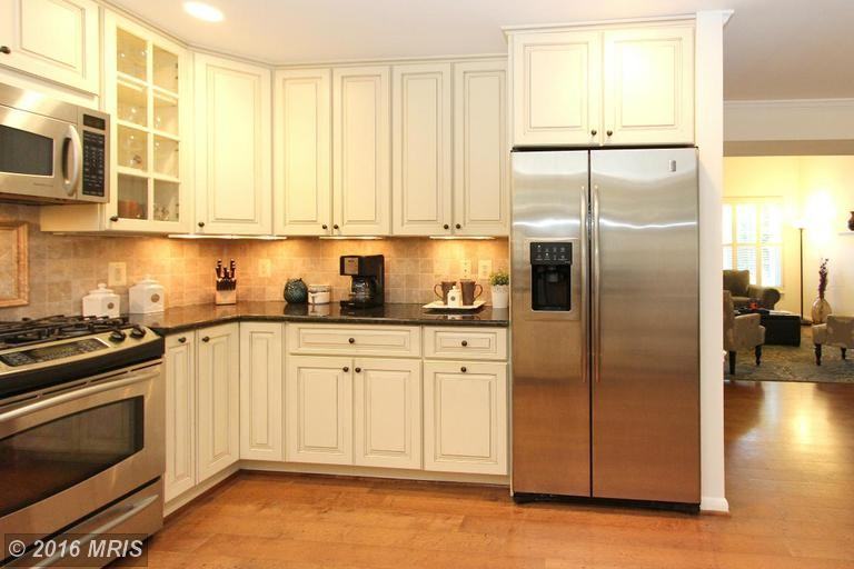 13463 Photo Dr - Photo 3 of 30