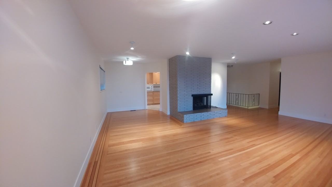 733 Blueridge Avenue - Photo 2 of 8