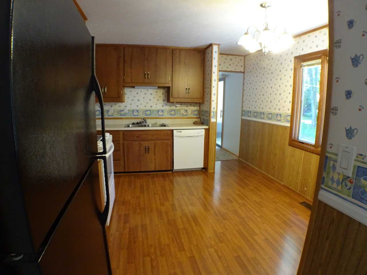 5918 Fox Hollow Cir - Photo 2 of 30