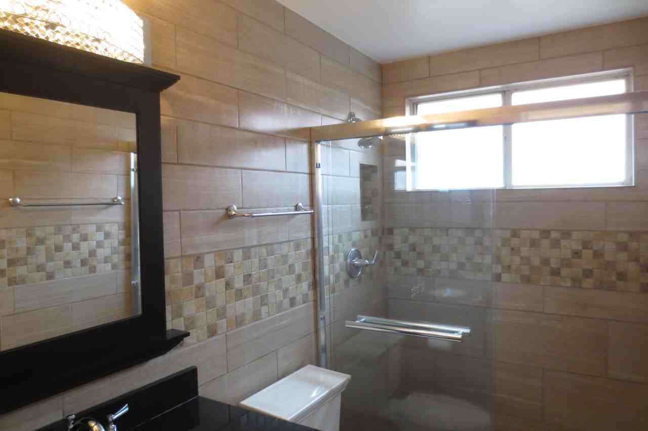 3461 W Golden Ln - Photo 3 of 47