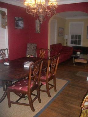 193 Alexander St - Photo 3 of 8