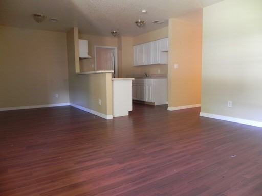 3609 E Comanche Ave - Photo 3 of 13