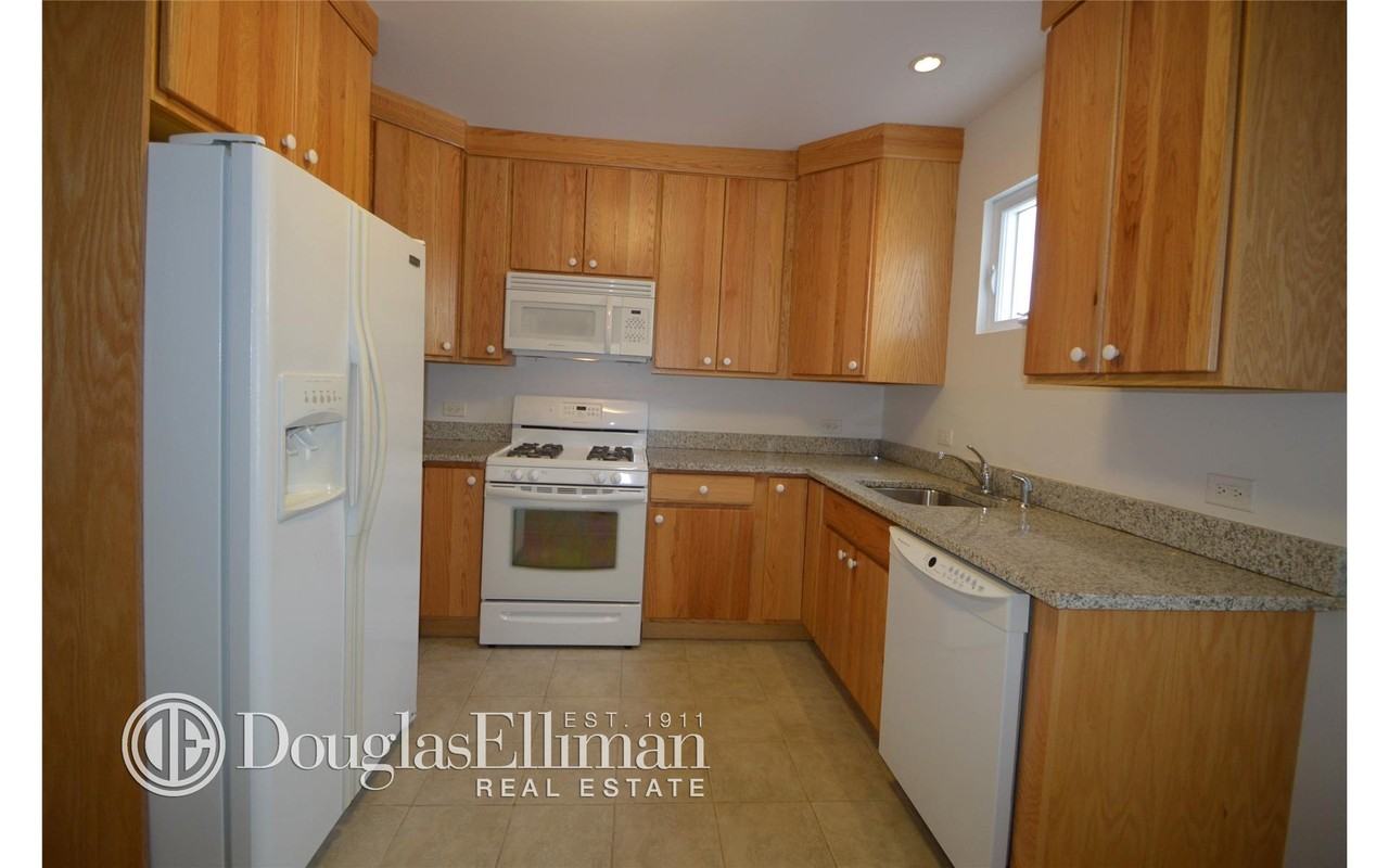 204-33 45th Rd #A - Photo 3 of 10