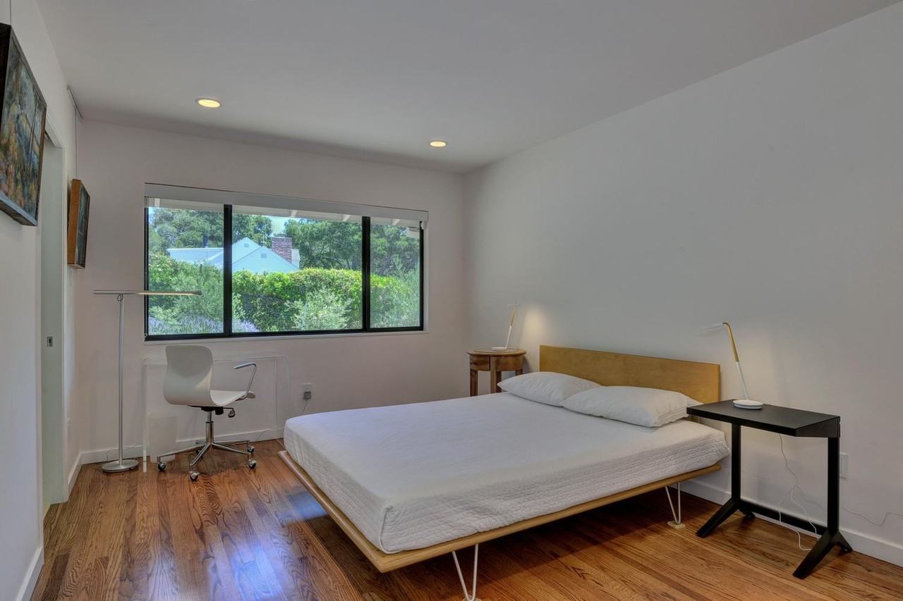 10 Grove Dr - Photo 2 of 11