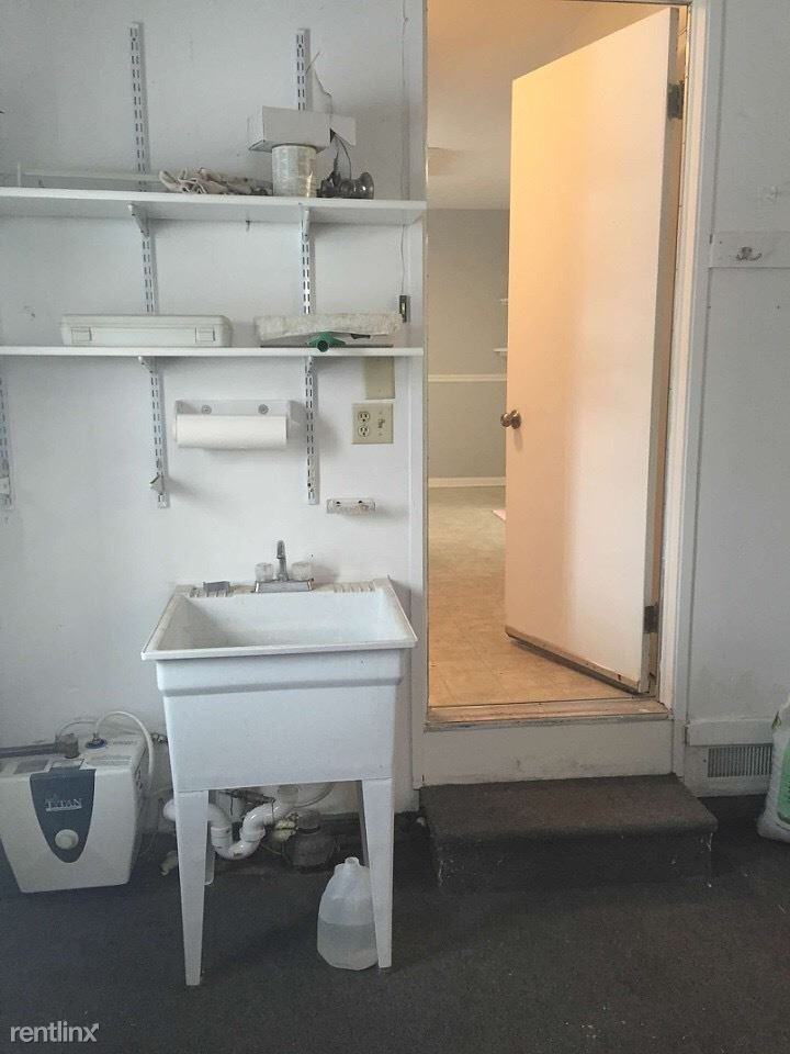 501 S Michigan Ave - Photo 2 of 9