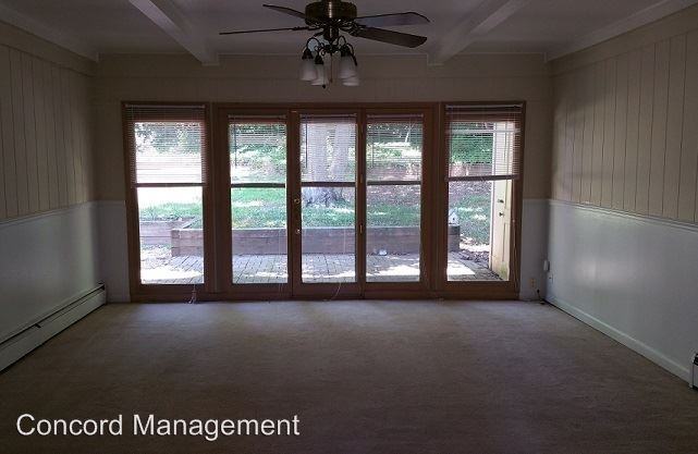 4926 Starmount Dr - Photo 3 of 14