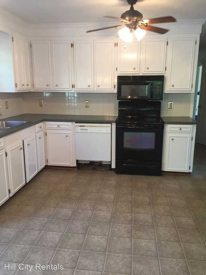 835 Stevens Rd - Photo 3 of 13