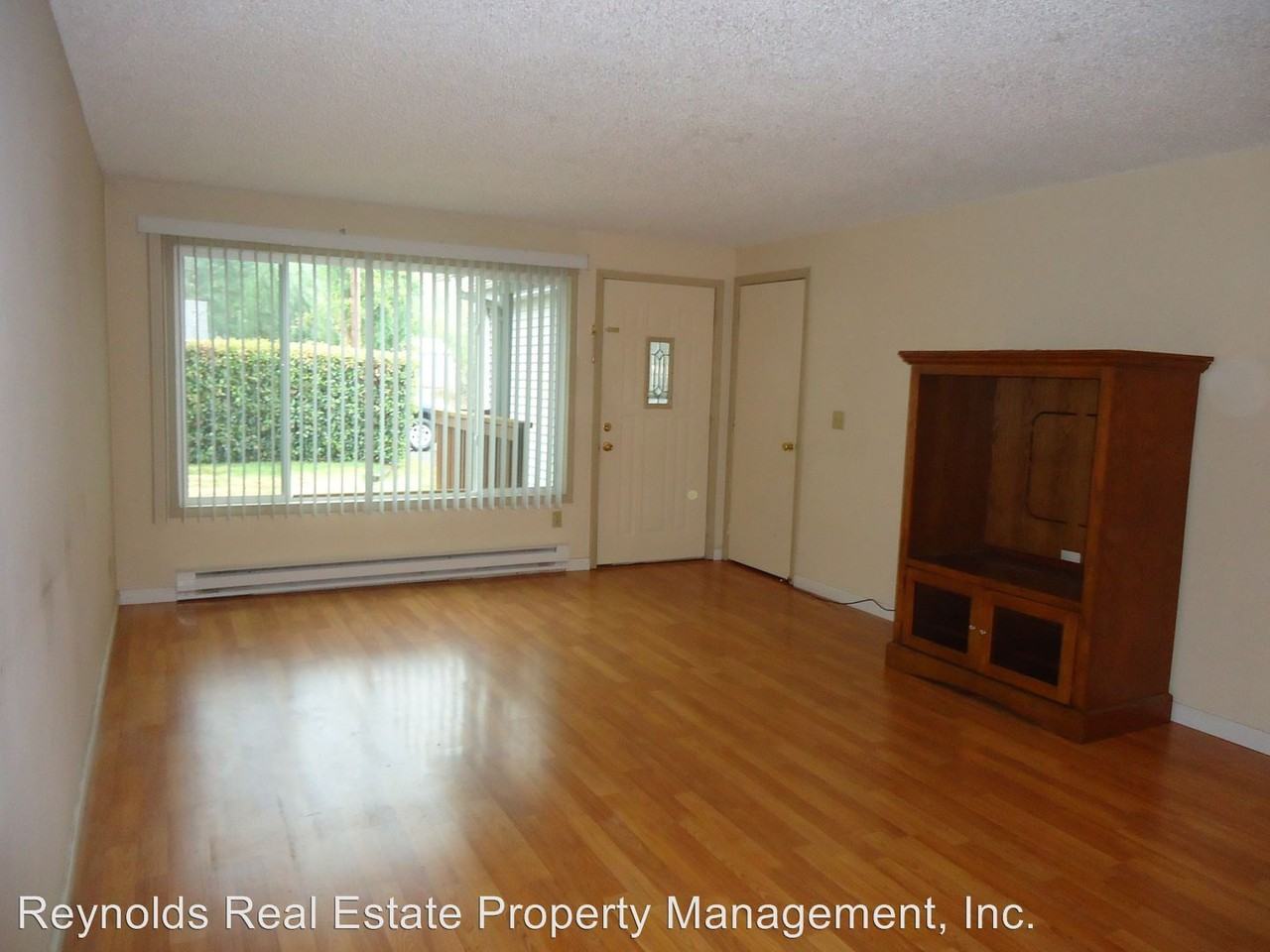 1388 Park Ave E - Photo 3 of 13