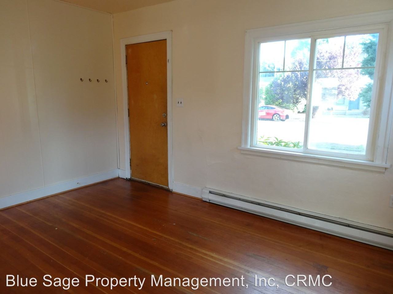 426 E 5th St - Photo 2 of 9