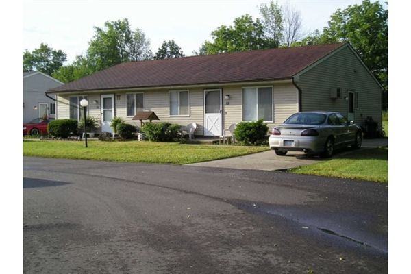 Meadowview St - Photo 3 of 7