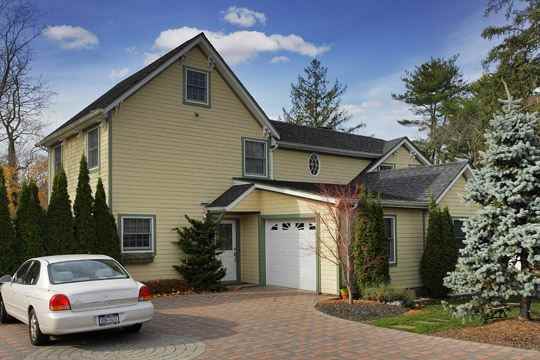 342 Main St - Photo 2 of 12